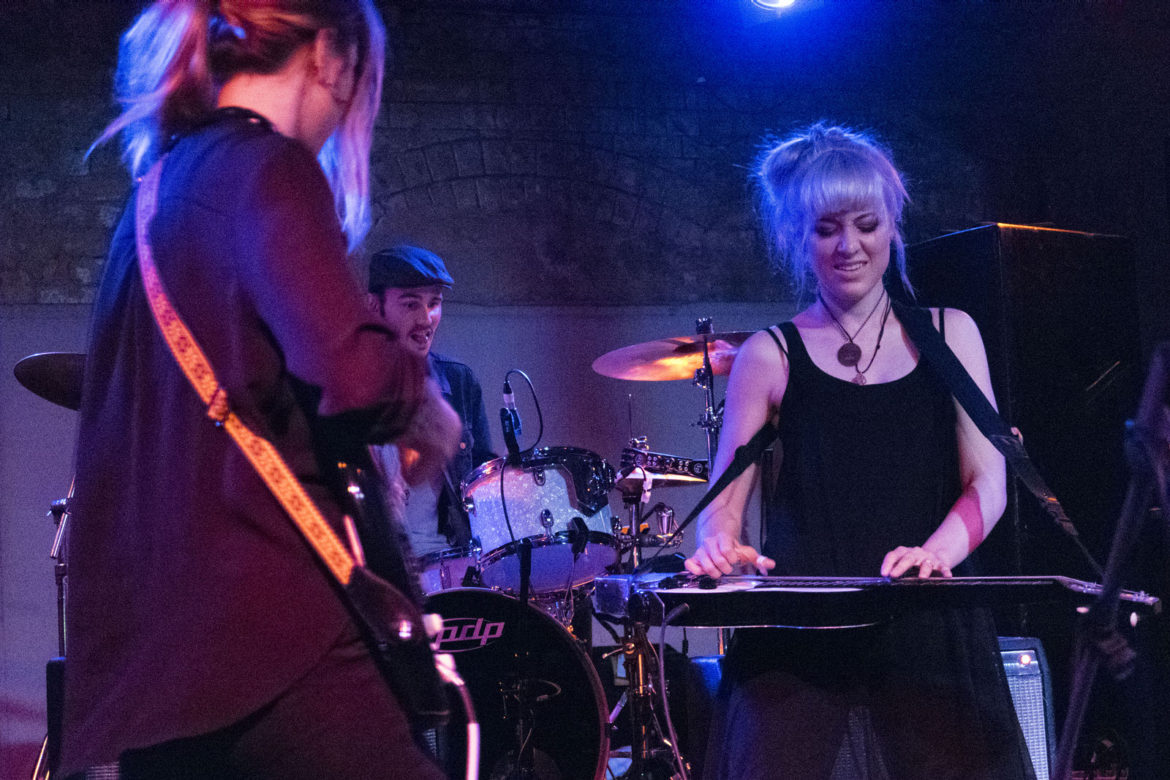 Larkin Poe on stage at Stereo in Glasgow on 22 May 2016